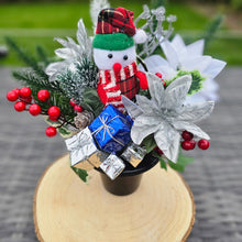 Load image into Gallery viewer, Childs Boys Snowman Memorial Grave Pot
